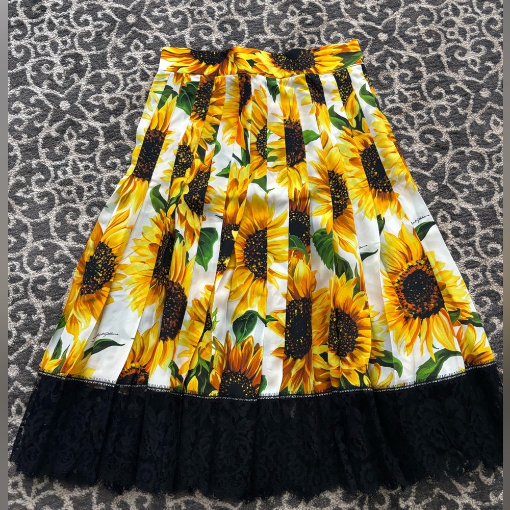 Dolce Gabanna Sunflower Pleated Skirt